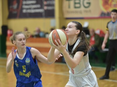 Будівельник підписав гравчиню молодіжної збірної України