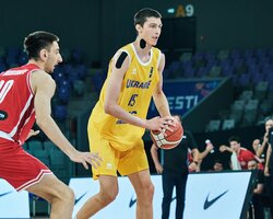 Унікальні розмір, довжина та рухливість: FIBA відзначила Данііла Сипала напередодні чемпіоната Європи U-20