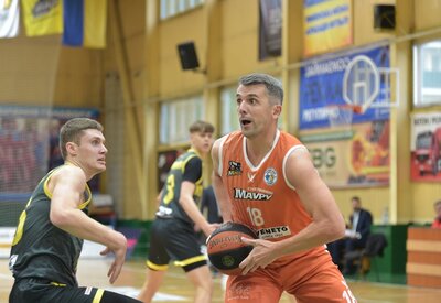 Яскраві фото четвертого туру Суперліги Favbet