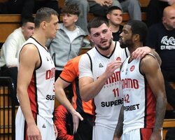 Українці за кордоном: Бобров набрав 14 очок