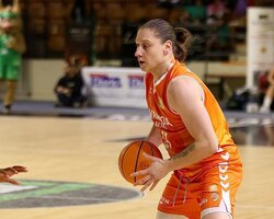 Українки за кордоном: Ягупова зіграла 14 хвилин у Іспанії, у Діке 9 очок в NCAA