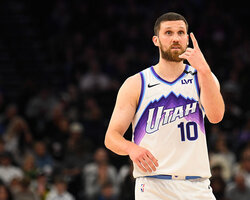 Українці за кордоном: Михайлюк зіграв 25 хвилин проти Атланти