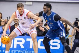 Українці за кордоном: гарні матчі Пустового і Ковляра, у Кличка дабл-дабл