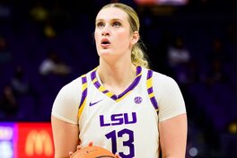 Українки за кордоном: Коваль оформила дабл-дабл у NCAA 