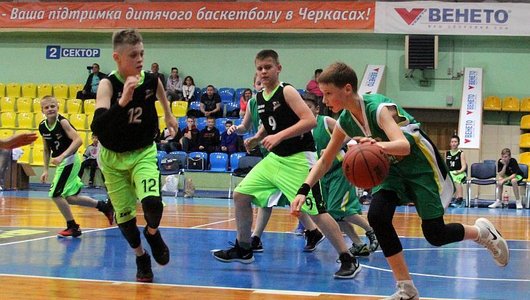 ВЮБЛ (юнаки-2007): КДЮСШ Золотий Вєк і КДЮСШ-Черкаські Мавпи розпочали з перемог