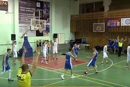 Неймовірний баззер у матчі Вищої ліги: відео