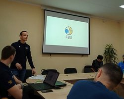 В Ужгороді відбувся баскетбольний семінар для вчителів