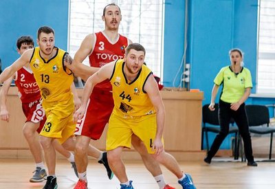 Золотой Вєк знову без поразок у Першій лізі: фотогалерея