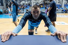 Перед початком сезону центровим Дніпра цікавився клуб італійської Серії А