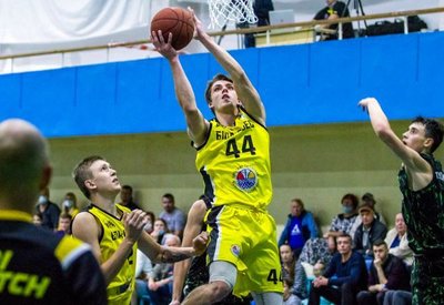 Зіграно перші поєдинки Вищої ліги: фотогалерея