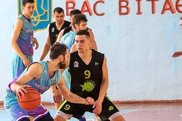 Чемпіон Першої ліги визначиться в третьому матчі