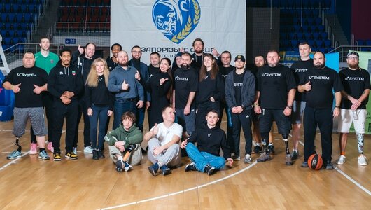 Гравці БК Запоріжжя зіграли в баскетбол з ветеранами війни