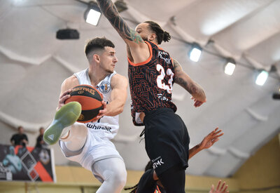 Харківські Соколи обіграли Кривбас, камбек Ніко-Баскета в матчі з Мавпами: хайлайти Суперліги Favbet 5 грудня