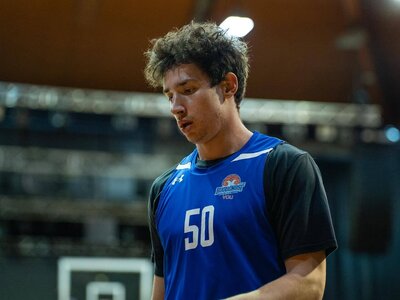 Українці за кордоном: Ковляр зіграв 12 хвилин у Єврокубку