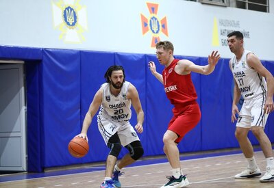 Чайка-ВМСУ обіграла Політехнік в Першій лізі: фотогалерея