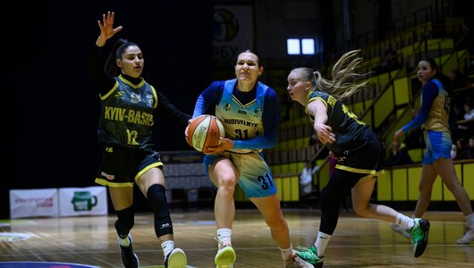 Будівельник вчетверте в сезоні обіграв Київ-Баскет