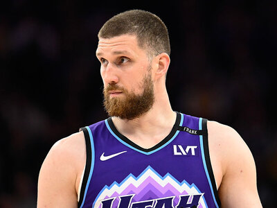 Українці за кордоном: Михайлюк набрав 6 очок в переможному матчі Юти, результативний матч Шульги