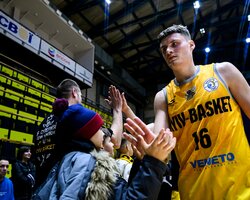 Визначено символічну пʼятірку та MVP першого етапу Кубка України