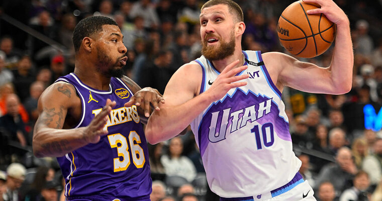 Українці за кордоном: Михайлюк реалізував всі свої кидки в матчі проти Лейкерс