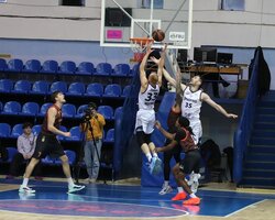 Дніпро завдав поразки Кривбасу: фотогалерея