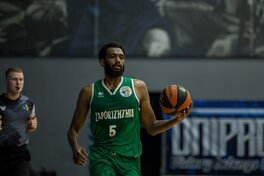 Статистика першої половини сезону Суперліги: лідери за підбираннями та блоками