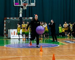 Академія БК Говерла провела свої щорічні традиційні новорічні естафети