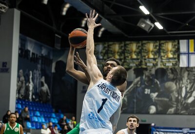 Новорічні хайлайти: топ-10 блок-шотів першої половини сезону Суперліги