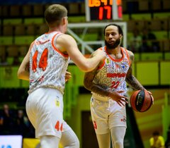 Новорічні хайлайти: топ-10 передач першої половини сезону Суперліги