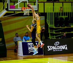 Новорічні хайлайти: топ-10 данків першої половини сезону Суперліги