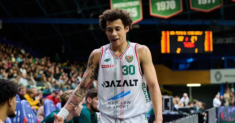 Українці за кордоном: Санон став найрезультативнішим в команді в матчі Єврокубка