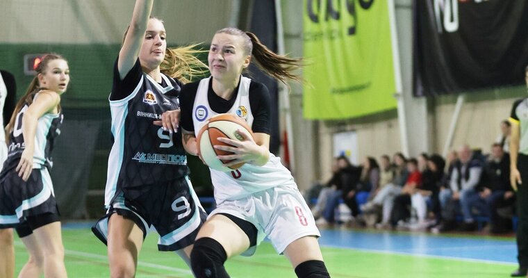 Франківськ-Прикарпаття здобув розгромну перемогу у Вінниці