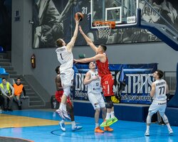 Харківські Соколи здобули перемогу над Рівним: фотогалерея