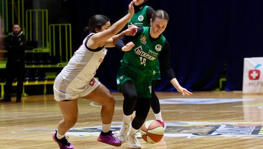 Жіночий Кубок України: Будівельник обіграв Франківськ-Прикарпаття, ІнтерХім здолав Франківськ-2