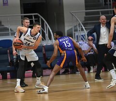 Говерла набрала 100 очок в матчі з Запоріжжям, Соколи обіграли Рівне: хайлайти Суперліги 10 січня