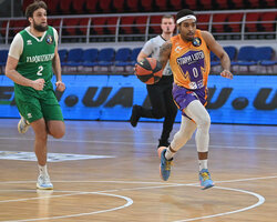 Старий Луцьк розгромно переміг Запоріжжя: фотогалерея матчу