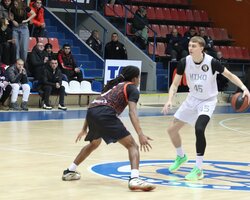 Кривбас в гостях із дабл-даблом Хілла здолав Ніко-Баскет