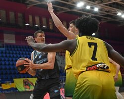 Дніпро вдруге в сезоні переміг Прикарпаття-Говерлу: фотогалерея