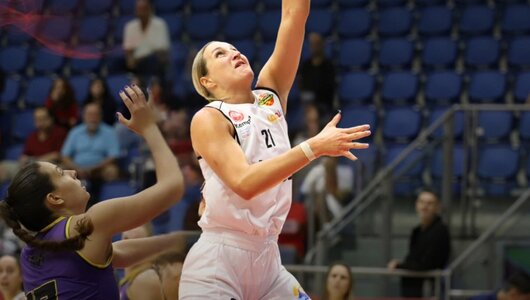 Українки за кордоном: Юркевічус зібрала 13 підбирань в матчі чемпіонату Ізраїлю