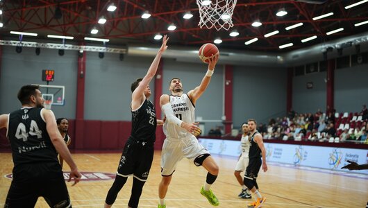 Українці за кордоном: Липовий набрав 15 очок в чемпіонаті Румунії