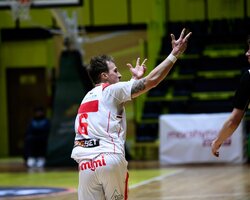 Рівне обіграло Запоріжжя у столичному турі: фотогалерея