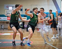 Перемога Кривбаса в матчі проти Прикарпаття-Говерли: фотогалерея