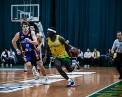 Прикарпаття-Говерла вдома обіграла Старий Луцьк