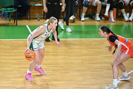 Українки за кордоном: Діке набрала 10 очок в NCAА, у Грималюк 13 очок в Словаччині 