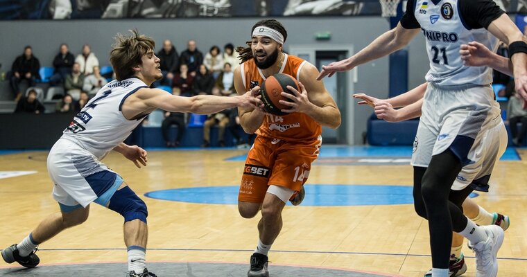 Дніпро обіграв Черкаські Мавпи, Кривбас здолав Київ-Баскет: хайлайти Суперліги GGBET 31 січня