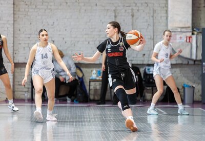 Франківськ-КНУВС обіграв МОБІ у Києві в жіночій Вищій лізі: фотогалерея