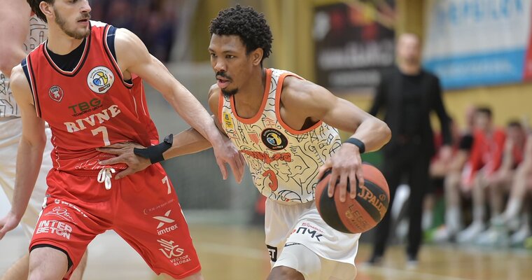 Дабл-дабл Хілла допоміг Кривбасу розгромити Рівне