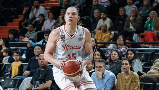 Українки за кордоном: Ягупова набрала 7 очок в Туреччині, у Коваль 6 очок в NCAA