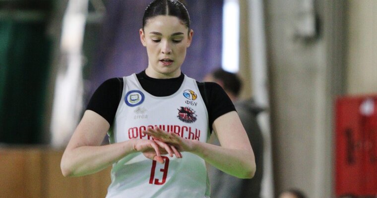 Жіноча Вища ліга: Франківськ-КНУВС та Рівне виграли чергові матчі