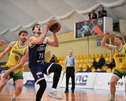 Харківські Соколи в непростому матчі обіграли Прикпаття-Говерлу: фотогалерея