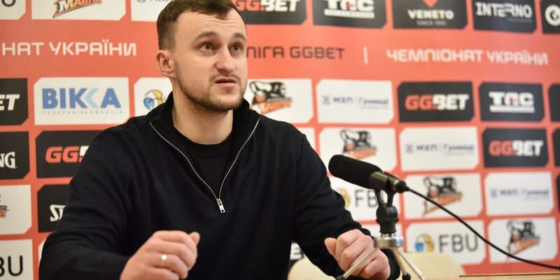 Суперліга GGBET: відео післяматчевих пресконференцій 14 лютого